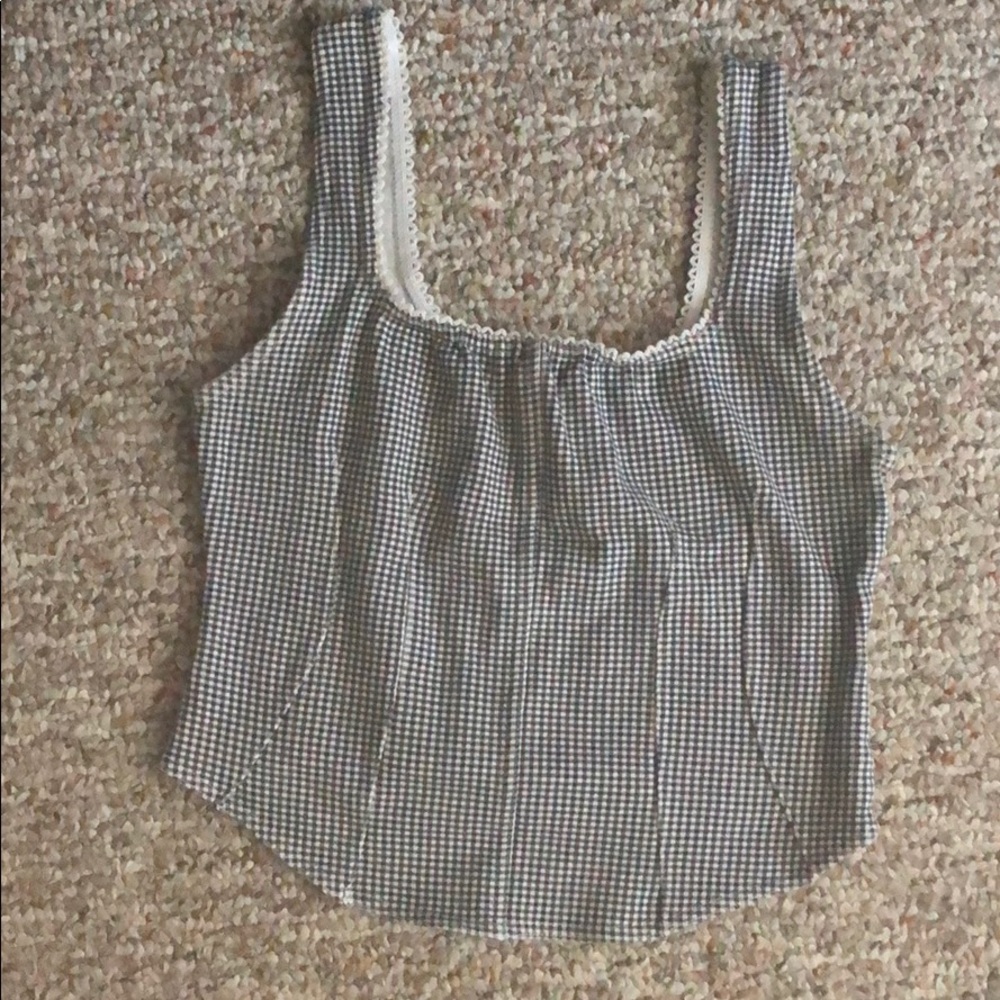 Crop top
